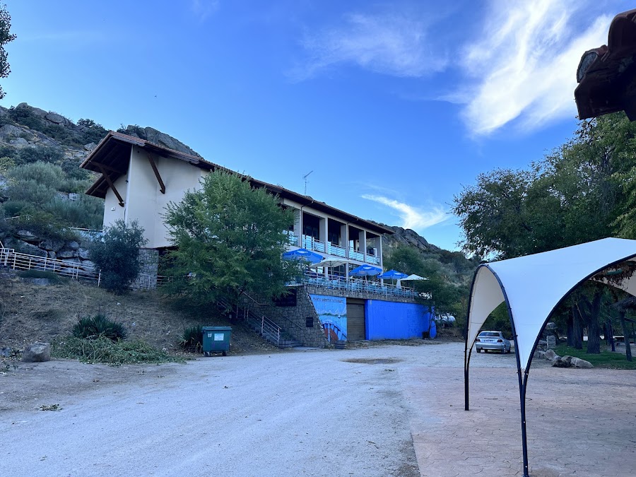 Área de caravanas Playa fluvial de Ricobayo