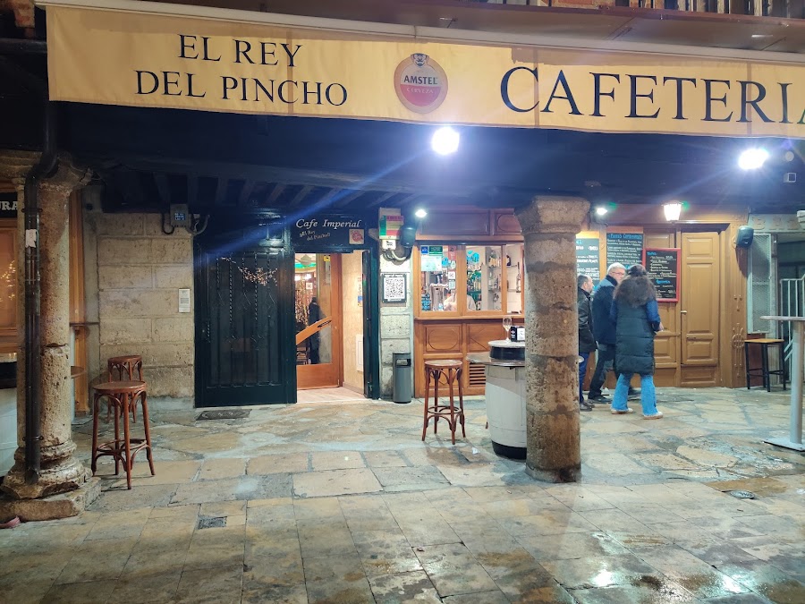 Café Imperial. Tapería y copas