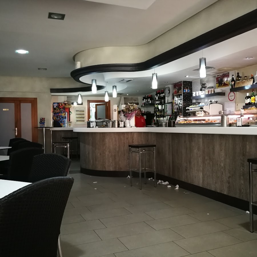 Cafetería Amnesia Vinos y tapas en Vitigudino