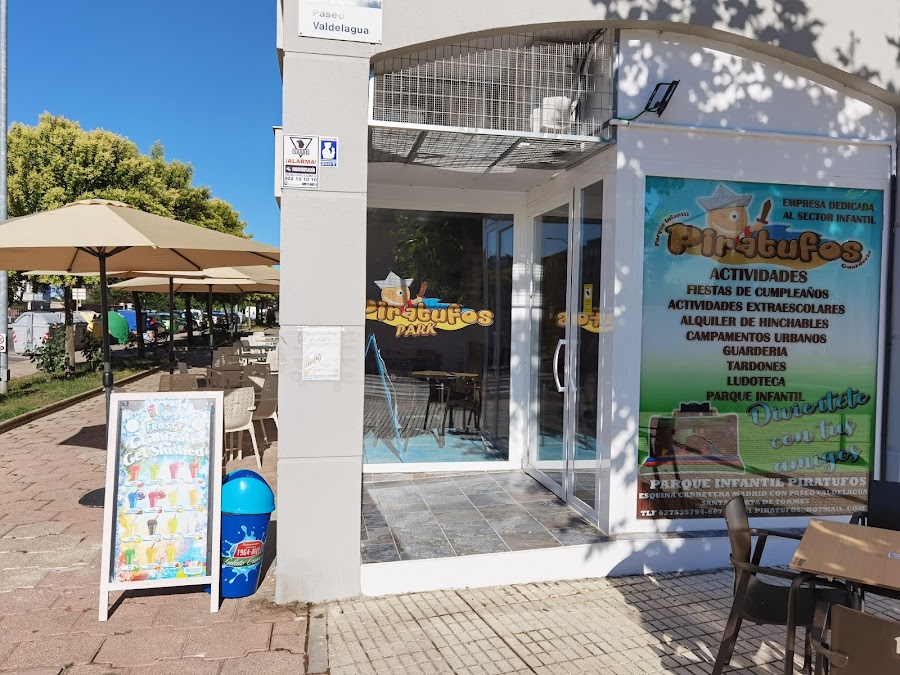Piratufos bar&park