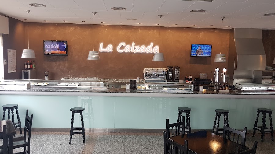 RESTAURANTE CAFETERIA LA CALZADA